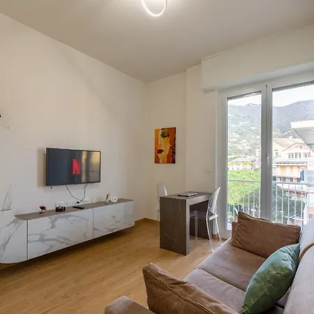 Apartamento Charming Little Gem With Parking And Mountain Views *
