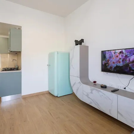 Charming Little Gem With Parking And Mountain Views * Rapallo