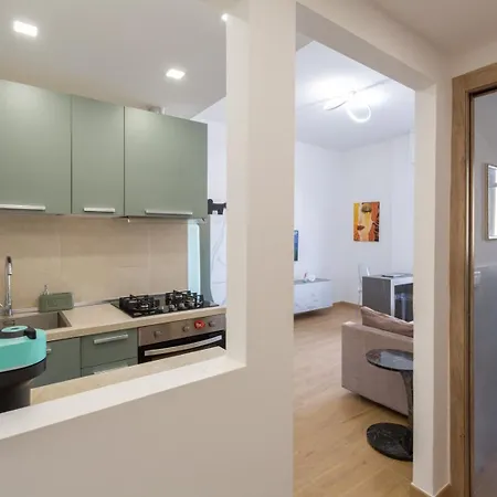 Charming Little Gem With Parking And Mountain Views Apartamento *